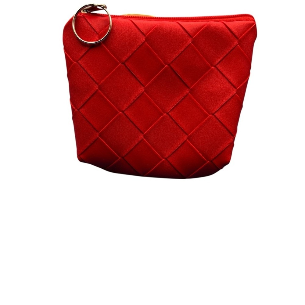 Red Quilted Women's Zippered Coin Purse With Key Ring